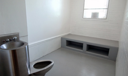 Clean Prison Cell Young Offenders